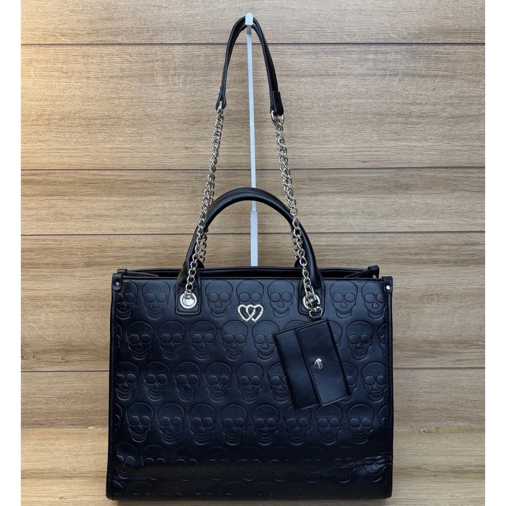 Betsey Johnson Black Embossed Skull Tote Bag Silver Chain Heart Halloween Purse